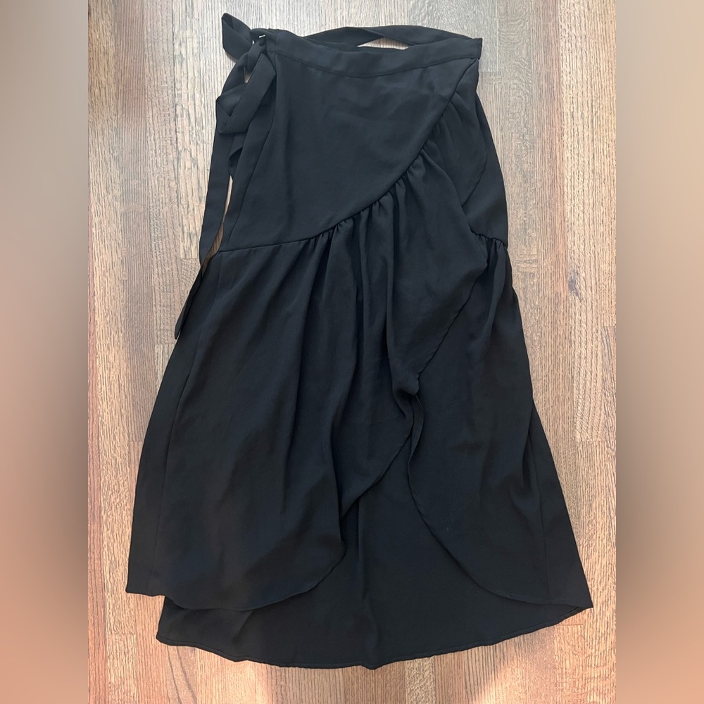 Elegant Black Wrap maxi skirt